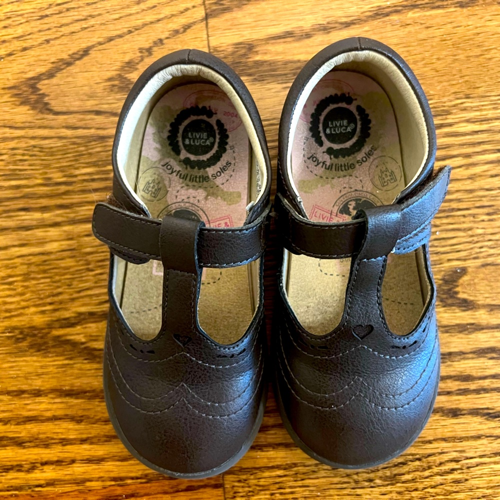 GUC Livie and Luca shoes size 9